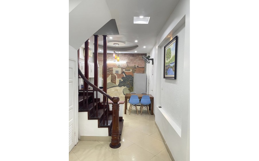 Cho thuê nhà ngõ ba gác Thái Hà - Đống Đa - 40m - 5 tầng - 5 ngủ  - 20 triệu, KD, Spa, VP, KDOL, Ở nhóm hoặc hộ GĐ